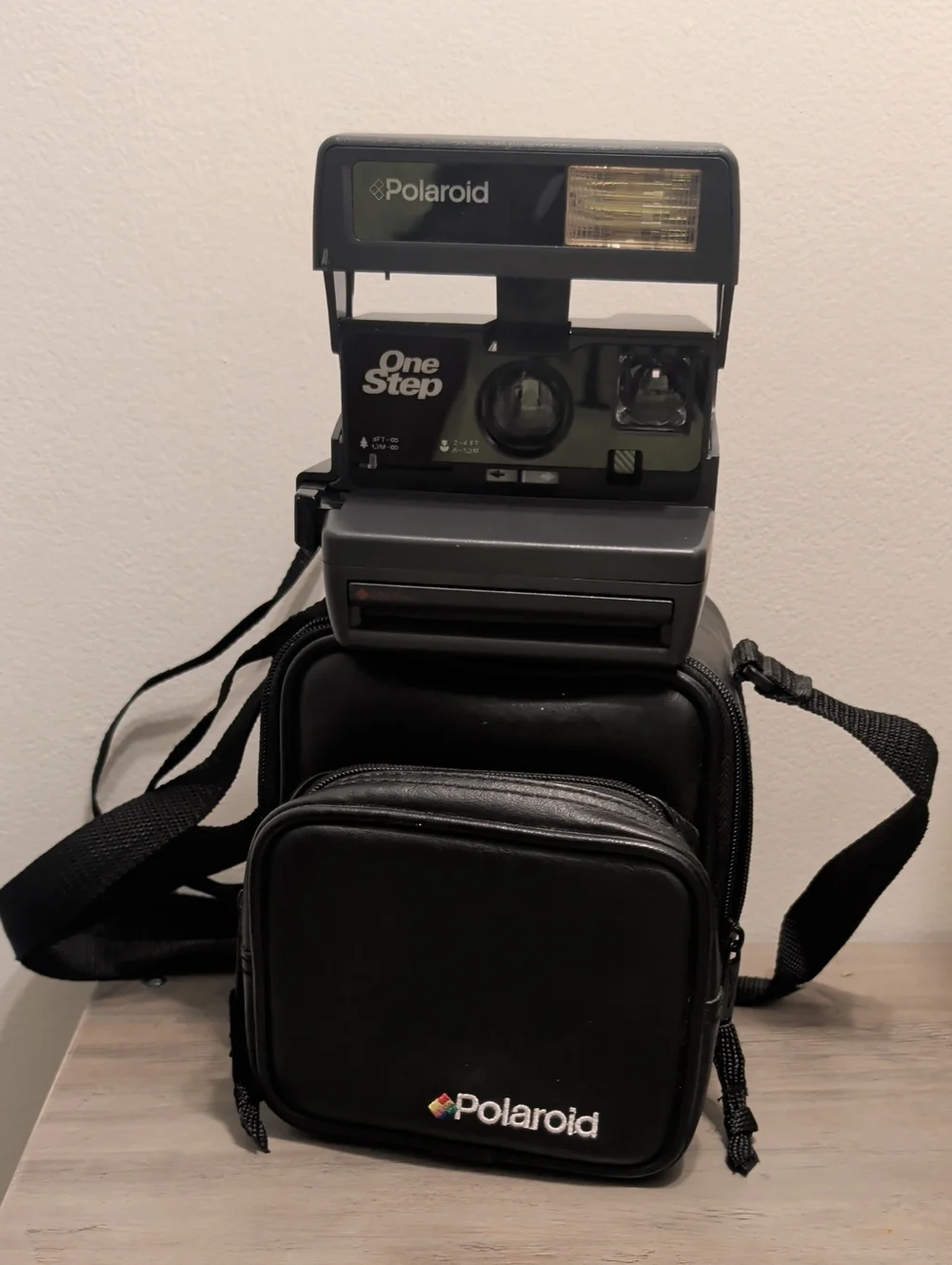 Polaroid OneStep Instant Camera in Black with Black Carry Case